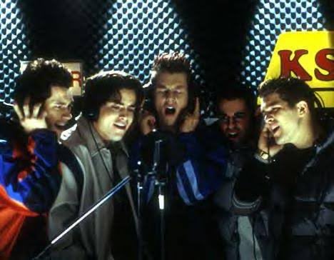 HowVeryPod tweet media