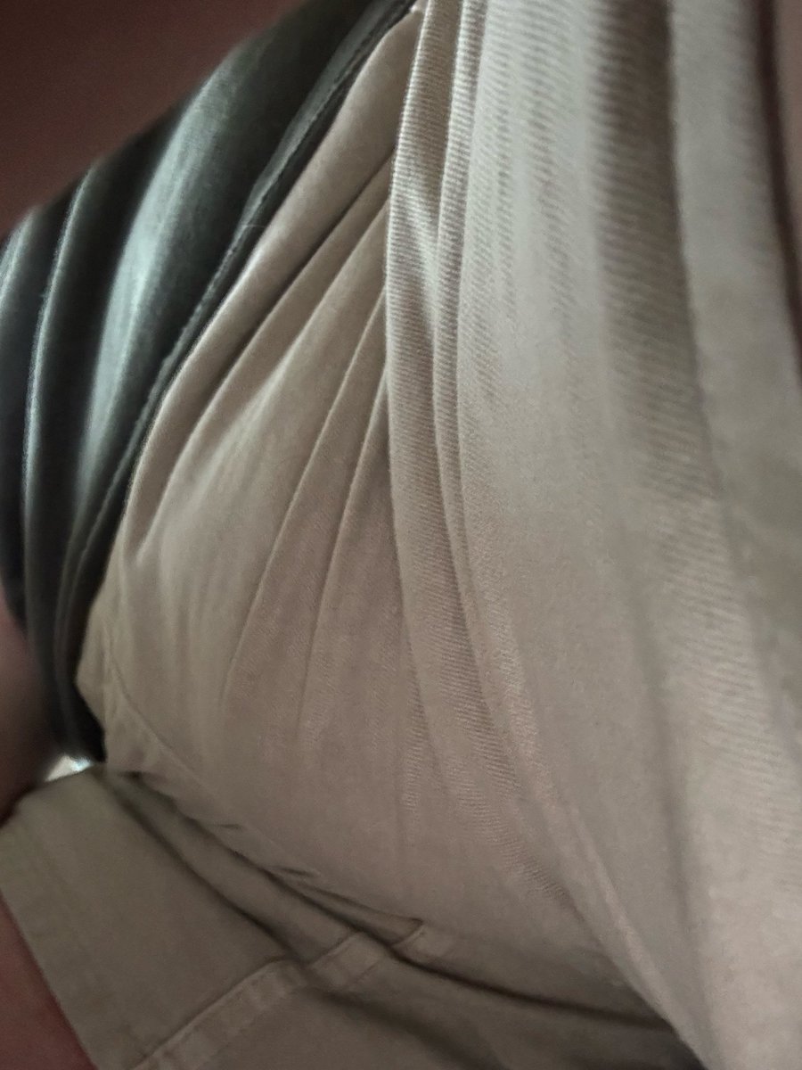 Tyler_Alex01's tweet photo. Prefer the bulge? Or pants off? 🥵  #chub #chubby #superchub #gay #gainer #ass #fat #cock #chubbysub #chub4chaser #body #bottom https://t.co/SccQxSxWgQ
