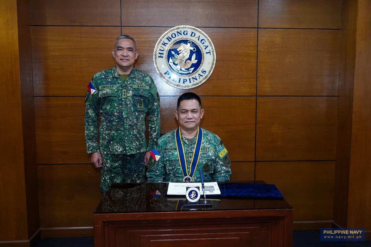 Philippine_Navy's tweet image. HONORABLE SERVICE | NCRCOM Commander visits PH #Navy Headquarters ahead of Retirement
👉🏽facebook.com/share/p/1EAjBw…
#ProtectingtheSeasSecuringOurFuture
#ModernandMultiCapablePHNavy
#OneAFPOnePhilippines
#StrongAFPStrongPhilippines