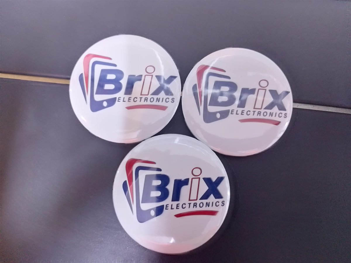 Wassup good people 
We offer ournt and design services at pixeldesignkitchen.com 
Call us at 0715768008 today