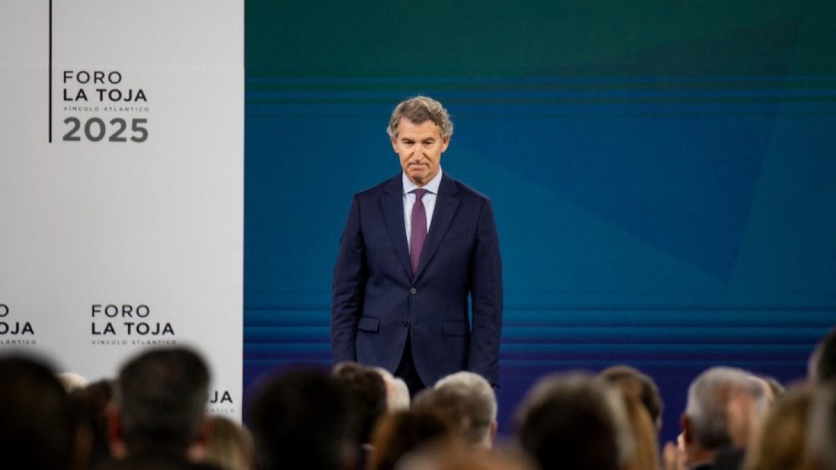 Marc López Plana (@mlopezplana) on Twitter photo "<a href="/NunezFeijoo/">Alberto Núñez Feijóo</a> muestra preocupación por el hecho de que las promesas de Ursula von der Leyen para lograr su elección como presidenta de la Comisión Europea no se estén cumpliendo"
🧭 En función de lo que pase, y haga, nuestro país en los próximos años, la Unión Europea, y el "<a href="/NunezFeijoo/">Alberto Núñez Feijóo</a> muestra preocupación por el hecho de que las promesas de Ursula von der Leyen para lograr su elección como presidenta de la Comisión Europea no se estén cumpliendo"
🧭 En función de lo que pase, y haga, nuestro país en los próximos años, la Unión Europea, y el