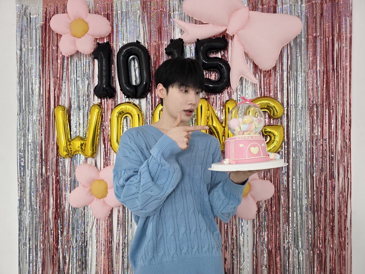 【WOONG🐹】 皆さんのおかげで本当に楽しい誕生日を過ごしました！ありがとうございます♪今日も頑張ってください！❤️

#AB6IX #エイビーシックス