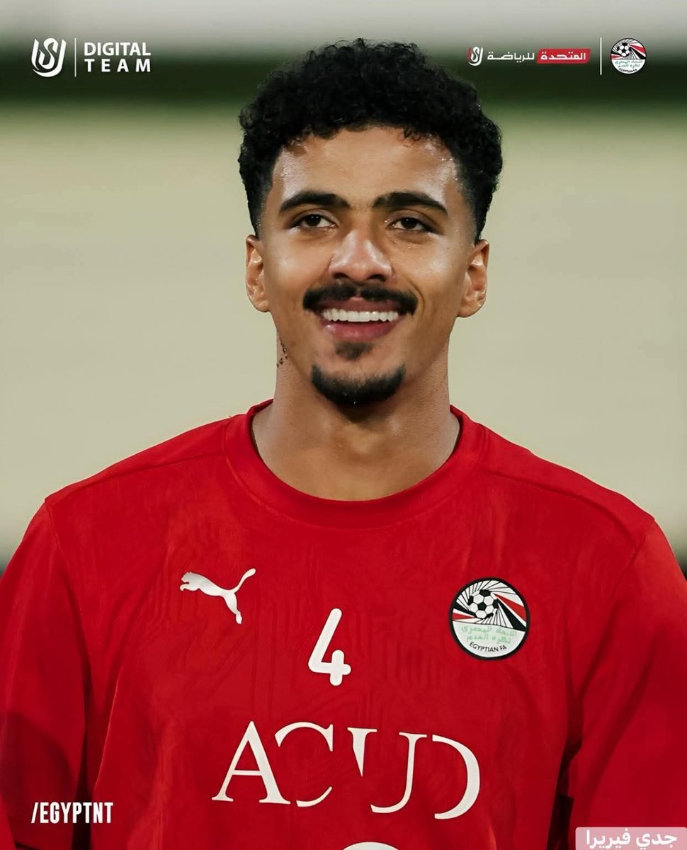 بيراميدز عرض علي الزمالك التعاقد مع حسام عبد المجيد مقابل 2مليون دولار ورمضان صبحي 

هما مستنين اي ودي ياعم وابعت معاه محمد السيد