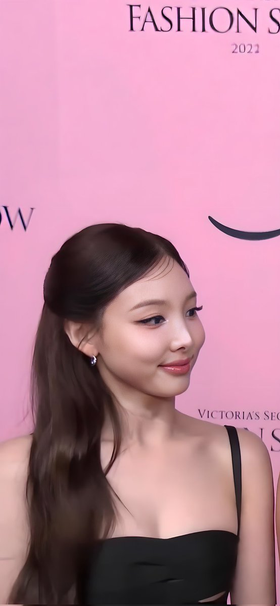 Pink carpet -- Nayeon. Part 5

FULL SCREEN WALLPAPERS.

Go to my Google drive and download 
70000 HD Twice photos for free.
drive.google.com/drive/folders/…

#TWICE #트와이스 #ONCE #원스 #OT9
#나연 #ナヨン #娜璉 #NAYEON