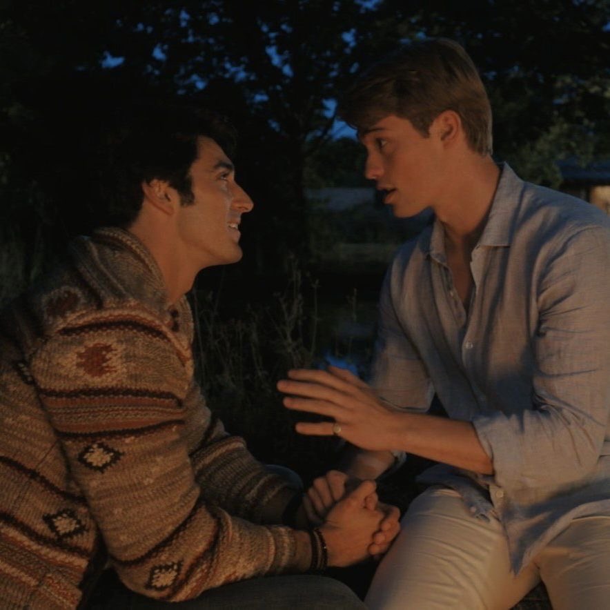 nicholaslefttoe's tweet image. still in shock by the title “ red white and Royal wedding “ ?!!! My babies are getting married ?