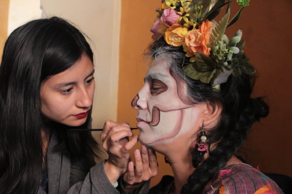 PoderNoticiaPue's tweet image. 💀“Me lleva la Huesuda” alista exposiciones en San Roque y Centro Histórico💀
👉Dicho festival exhibirá alrededor de cien obras de gran formato...
👉Aquí los detalles: shre.ink/oNV0
@ale_pachecomex @CulturaGobPue @armentapuebla_ @Gob_Puebla
#PoderNoticiaPue…