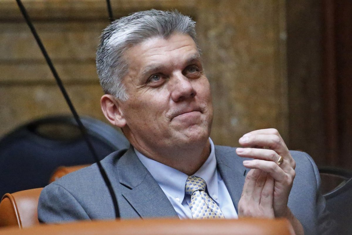 Just remember who was calling out all the corruption in Utah when NOBODY WAS!

Some had very LARGE platforms.
some were on radio, or TV shows. 
Some held major office. 

and yet; they said NOTHING.

One man had the courage to CALL IT ALL OUT

Thank you, endlessly <a href="/phil_lyman/">Just Phil Lyman</a> !