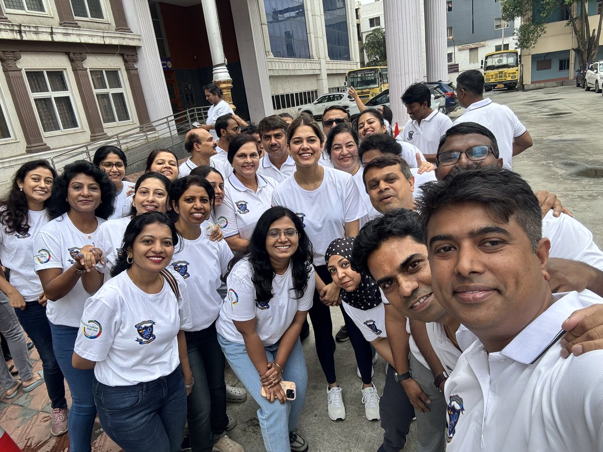 StarAshaBhat's tweet image. Behind every successful surgery is an anaesthesiologist making it feel effortless.
Happy World Anaesthesia Day! 🌍💉
#WorldAnaesthesiaDay #Bangalore