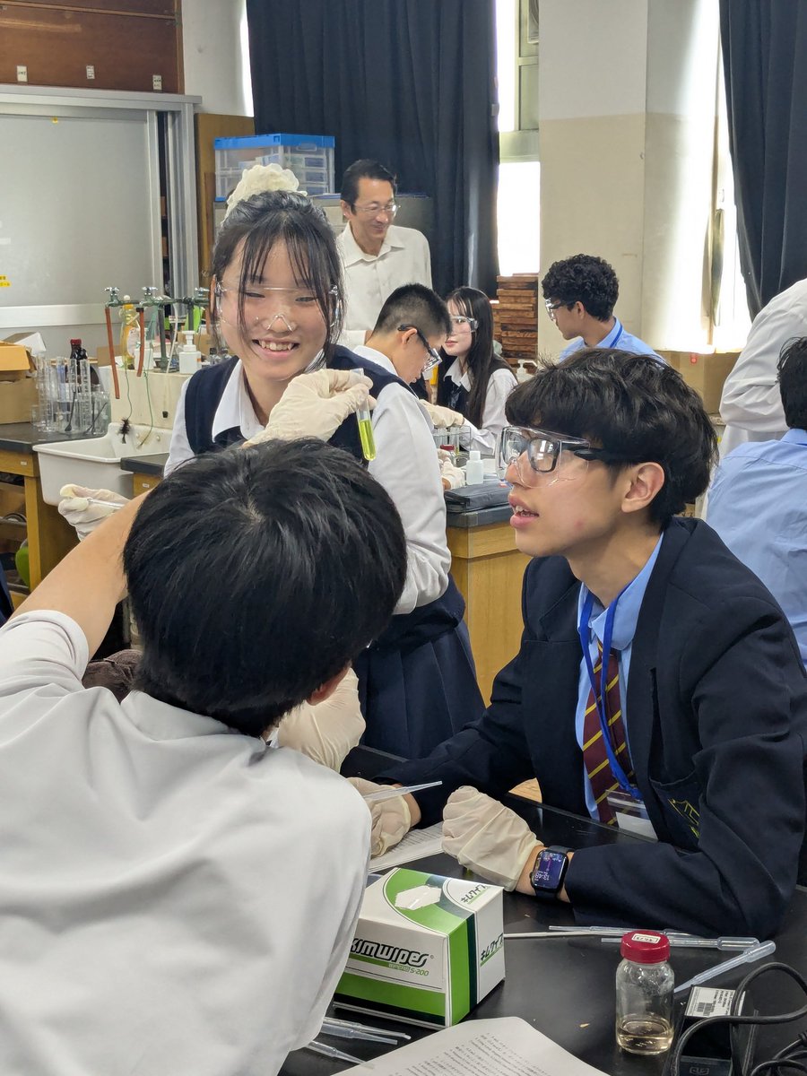 Japan trip day 4 and our 2nd day at Koyo high school. Our students have spent the morning doing cultural activities including the koto harp and calligraphy, and the afternoon taking part in practical science lessons with visiting university lecturers. <a href="/DartfordGS/">Dartford Grammar</a> <a href="/DGS_MFL/">DGS MFL</a>