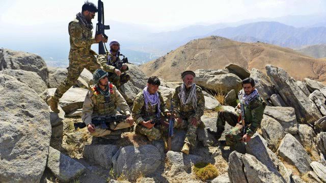 Barmakiyan's tweet image. Breaking!
Tajik fighters under Ahmad Massoud’s command have overrun Taliban checkpoints this morning in the Khost-Fering district of upper Panjshir Valley and captured the entire district.