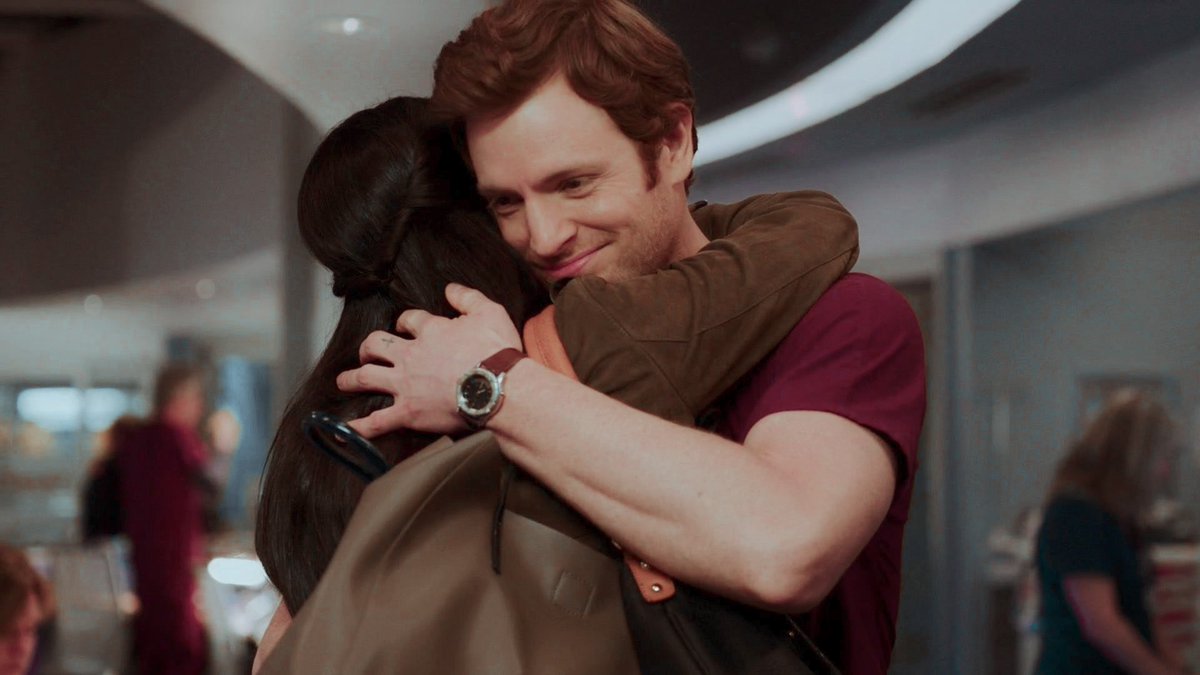 mansteadendgame's tweet image. currently crying over the hand placements in their hugs and how it's still the same after all these years