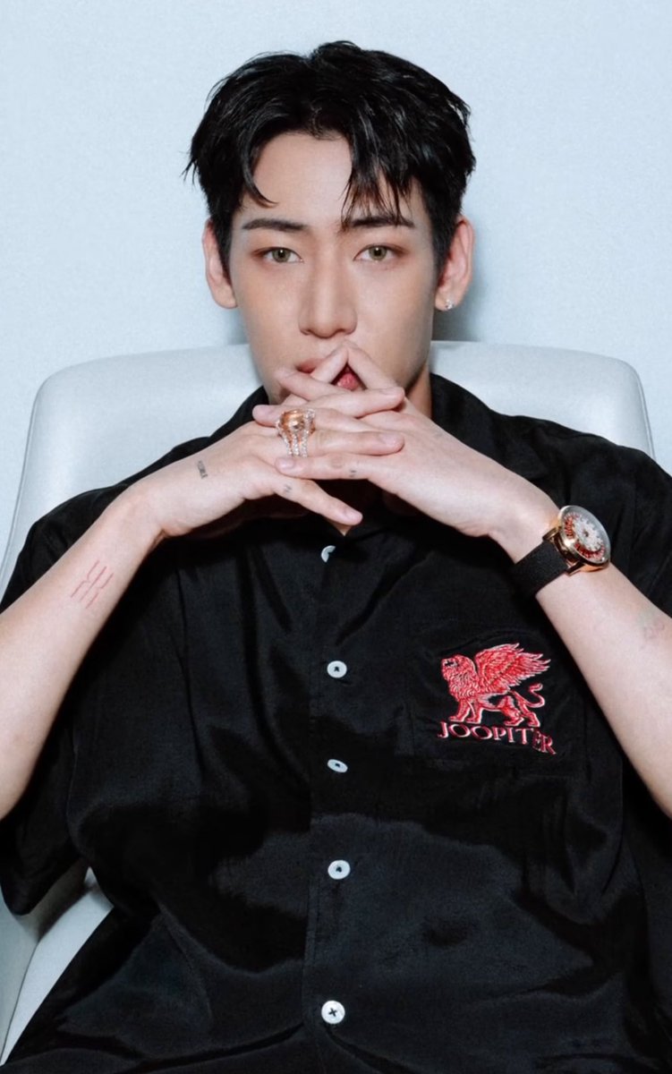 mootyBB's tweet photo. OMGGGGGGG หล่อมาก🫠 https://t.co/vRwILYbjTr