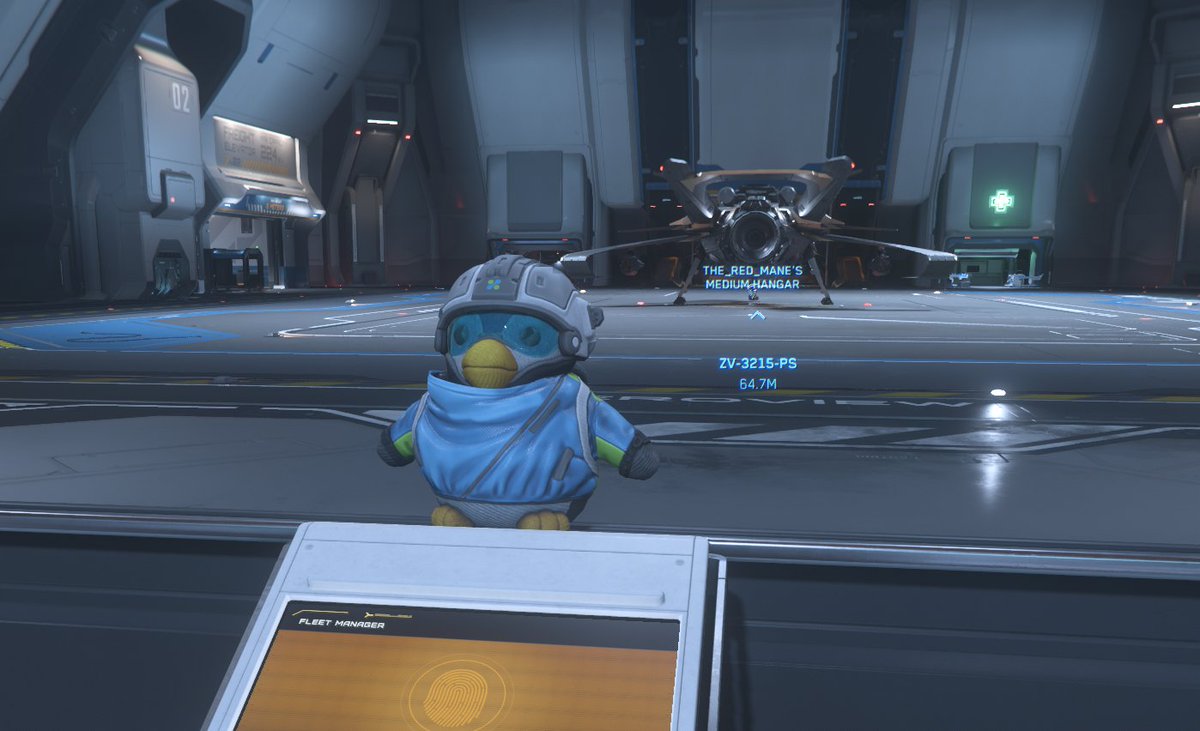 red_maneSC's tweet image. Finally got my hangar guest balanced on the edge.