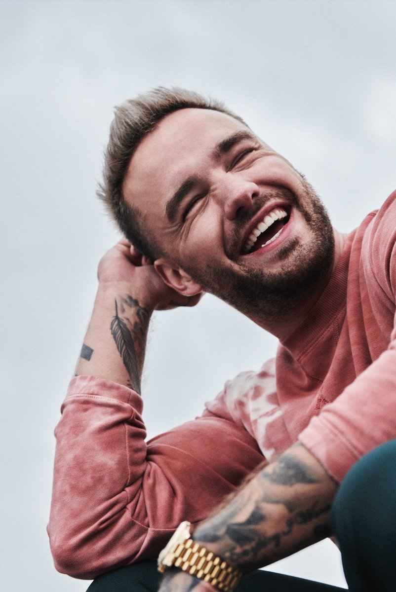 OT5_news's tweet photo. Remembering Liam Payne❤️

There is no amount of words for Liam, his family, his friends or his fans that expresses what today means to all of us. We miss Liam every single day and wish this wasn't our reality. I am sending every single person reading this the strength to get through today and everyday. Today I will be listening to his songs extra loud. 

We hope that wherever you are Liam that you are mixing songs, dancing around, doing art and singing to every tune you hear. We love you x
#LiamPayneForever