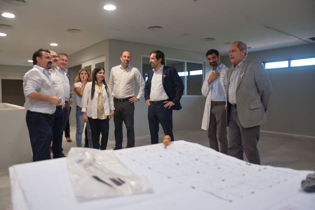 Hoy <a href="/Kicillofok/">Axel Kicillof</a> anunció la ampliación de las edades para mamografías: ahora desde los 40 a los 75 años.
Una decisión basada en evidencia científica y respaldada por sociedades médicas para fortalecer la prevención y el acceso a la salud en toda la provincia