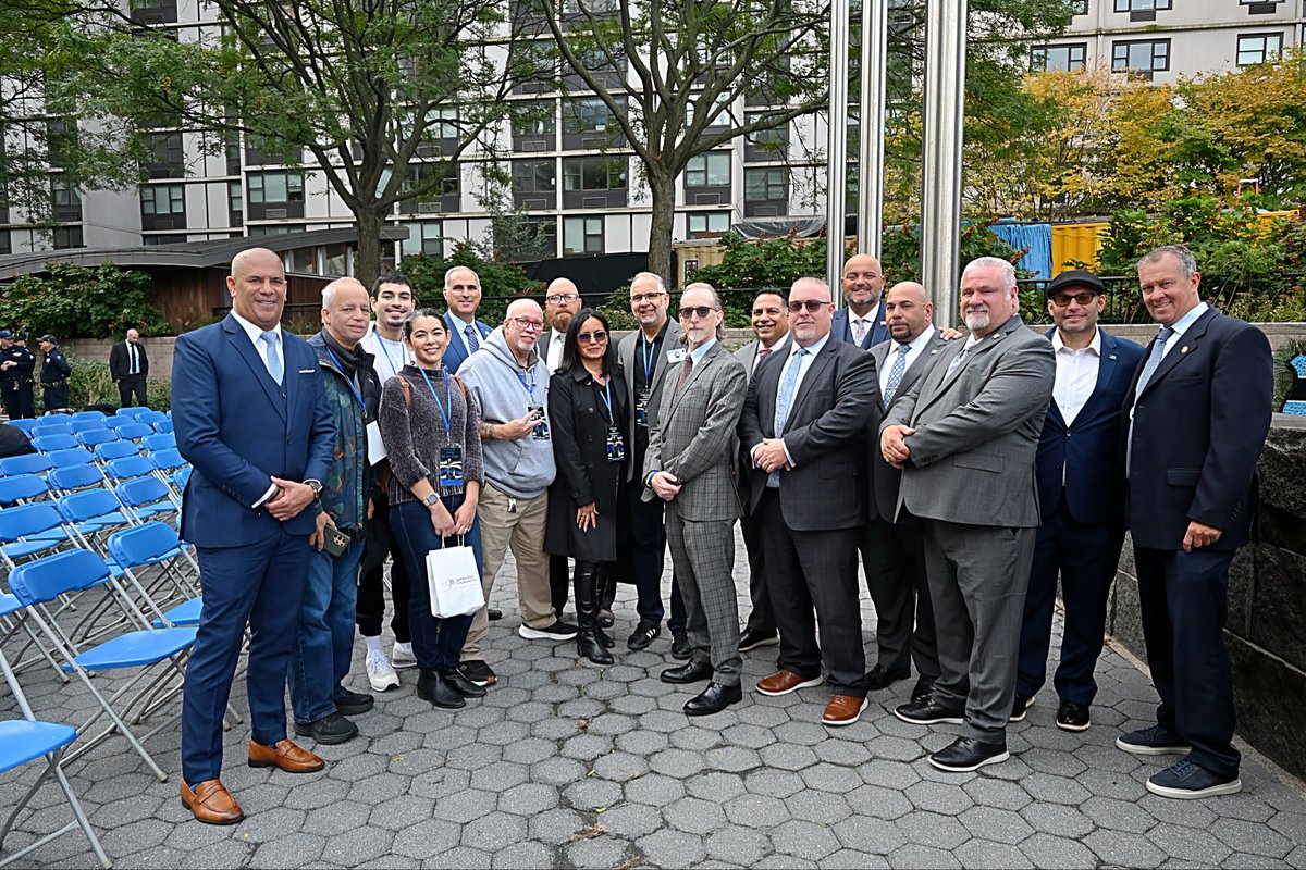 NYCPDDEA's tweet image. DEA Board Officers were honored to stand alongside the families of fallen Detectives and Finest of all ranks as new names were added to the Police Memorial Wall in Battery Park City. The union remains steadfast in its solemn vow to #NeverForget — and to forever stand with the…