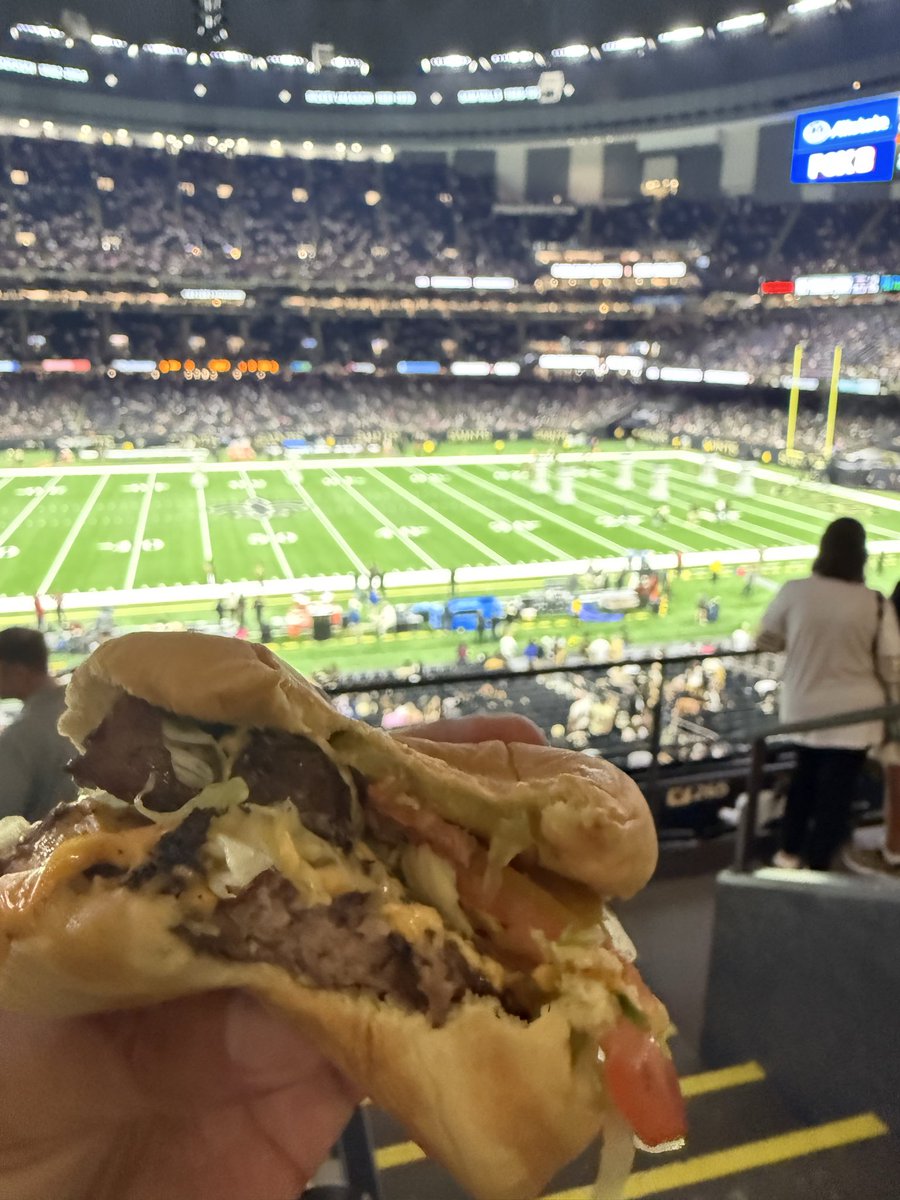 Burnt Ends Burger <a href="/Saints/">New Orleans Saints</a> <a href="/Patriots/">New England Patriots</a> <a href="/CaesarsDome/">Caesars Superdome</a> #nola #50burger