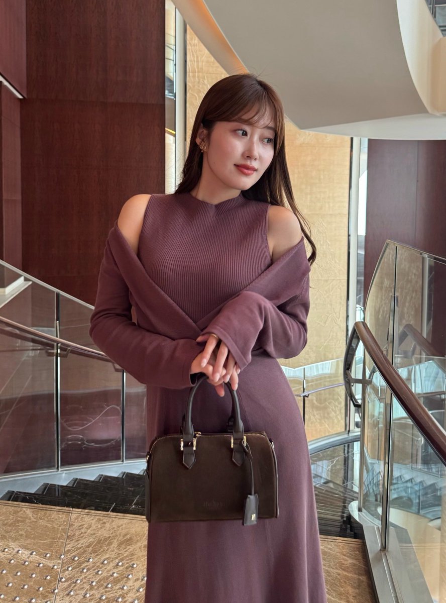 nyan22mgm's tweet image. FOR HERはこちら2着を購入しました🥹🩰
自分に似合うか心配やけど..🥲

まよさんの作る、フェミニンで抜け感のある女性らしいスタイルが大好きです🫶🏻💞

#herlipto
#FORHER