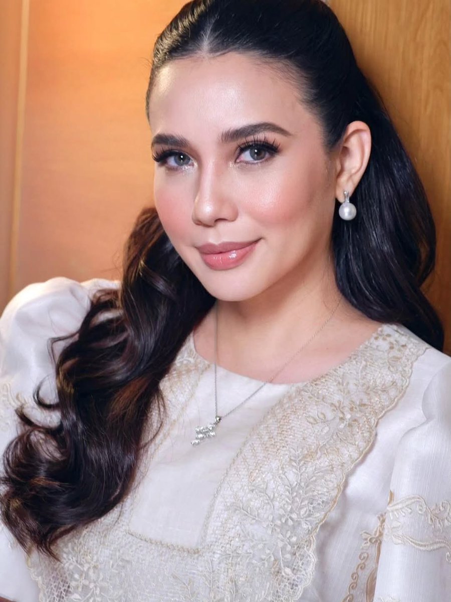 𝚃𝚎𝚊𝚖 𝙺𝙰𝚁𝚈𝙻𝙻𝙴 𝚃𝚊𝚢𝚘! tweet media