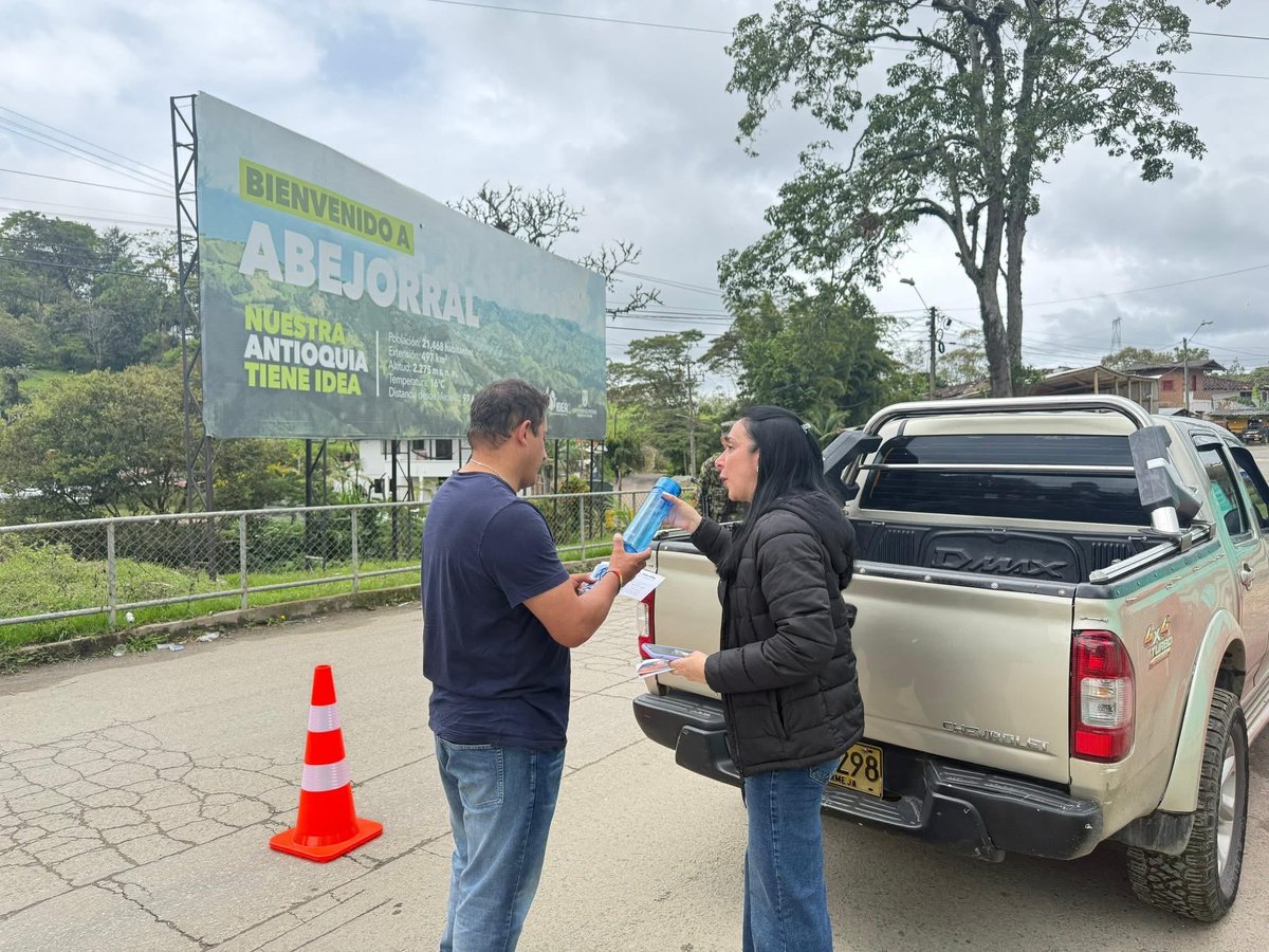 Gracias a la articulación con Policía, Ejército, Tránsito, <a href="/ansvcol/">Agencia Nacional de Seguridad Vial</a> y la coordinación de nuestra Alcaldía, durante las #FiestasdelArco se tuvo presencia permanente en las entradas y salidas del municipio, así como en las principales vías para garantizar la seguridad vial.