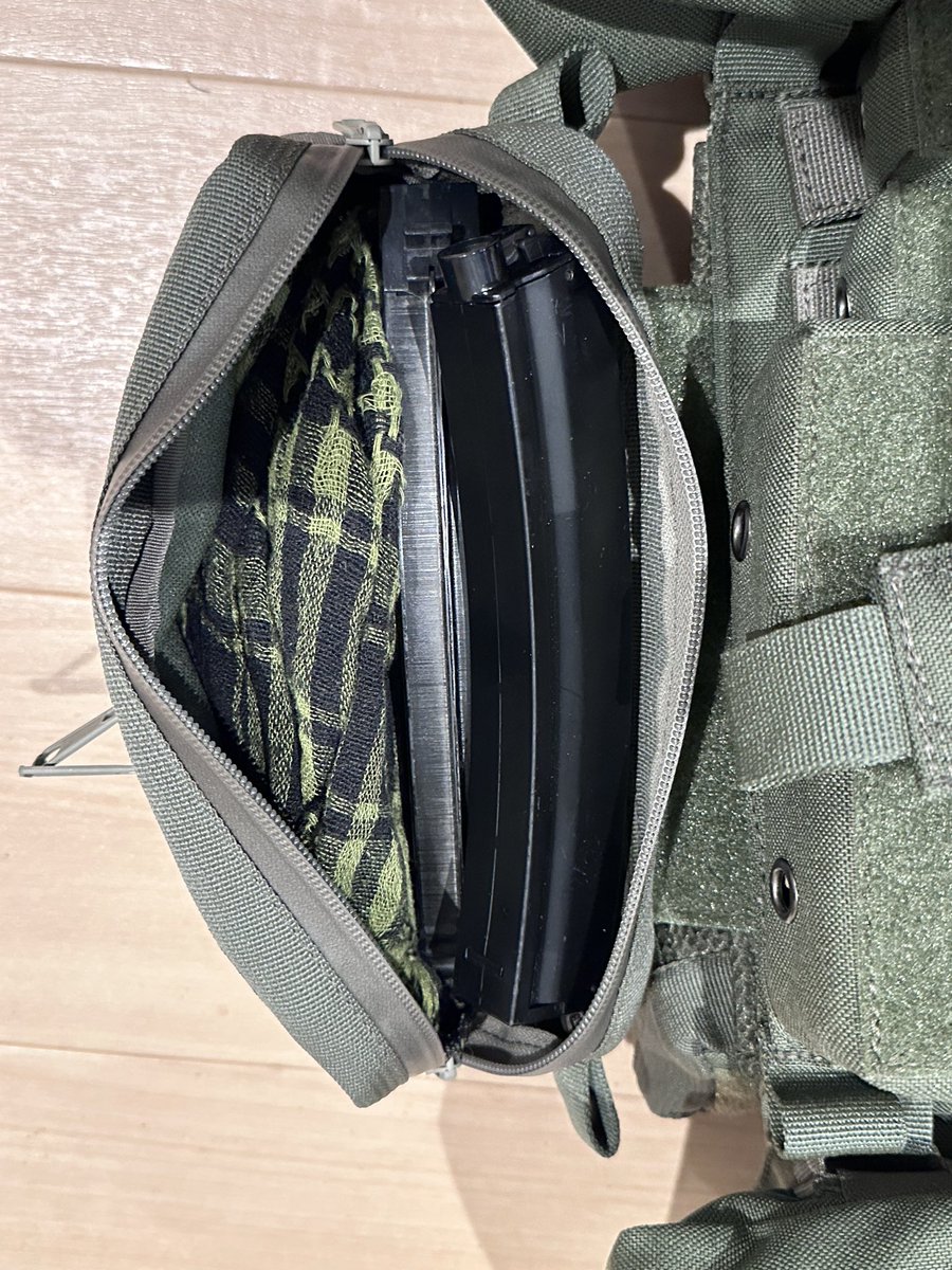 strike_JDM_1742's tweet image. #ミリタリー物販
カナリア装備製作
チェストリグODフルセット 12点
OD色限定一点
付属品は画像3枚目に記載しております。
35000円 送料込みの場合36500円