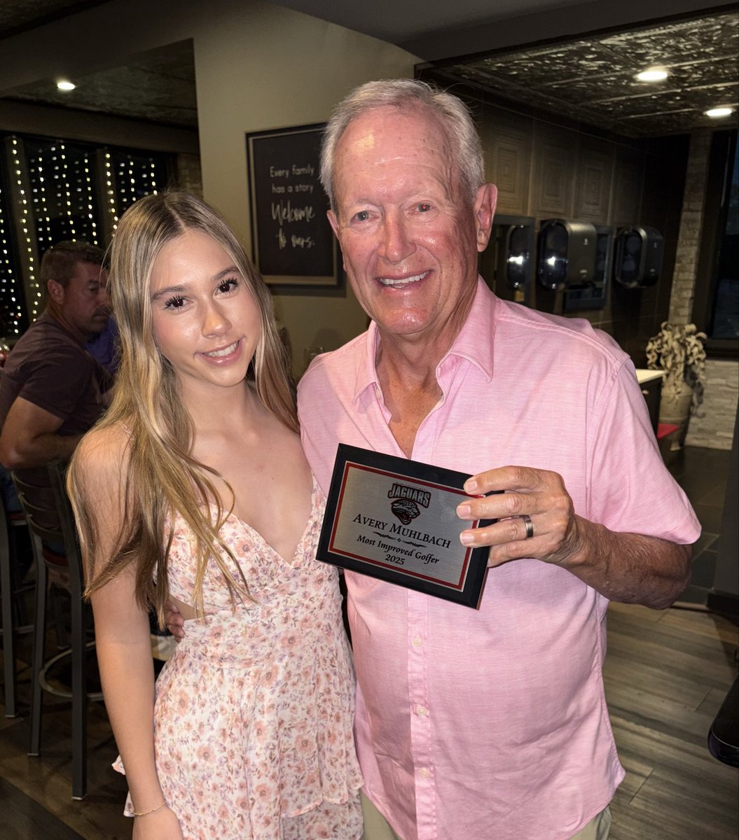 BVW award winner:
⛳️ Macy York - Dena Highberger POY 
⛳️ Paige Lattimer - JV POY
⛳️ Amy Kim - Most Improved Varsity Player 
⛳️ Avery Muhlbach - JV Most Improved Player