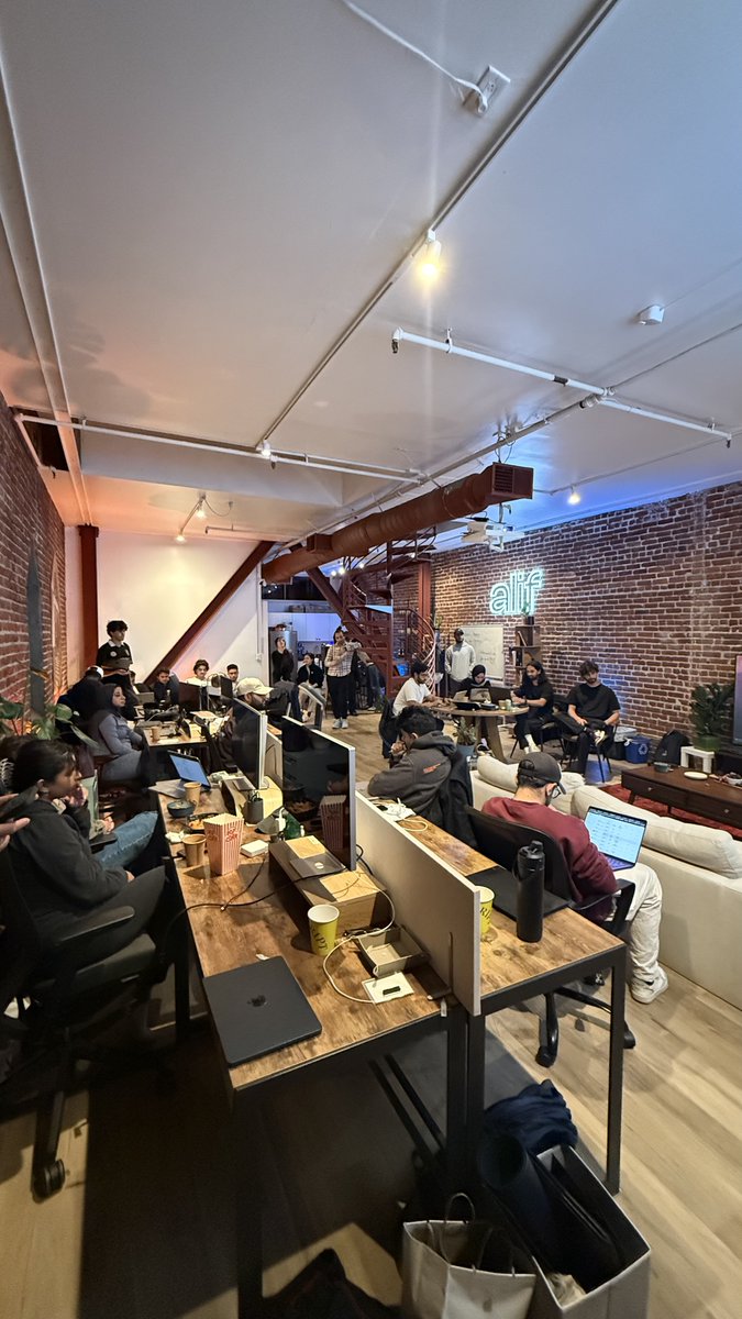 omarwasm's tweet image. Hosting a small event tomorrow at Alif HQ with one of our LPs
Talking about how he took a company from $4M ARR to a $485M acq. in 3 years
Reply/dm for an invite