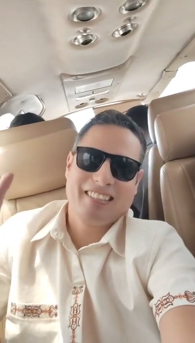 carloshow_'s tweet photo. La misma wevada 💩 https://t.co/txK9wLuKBS