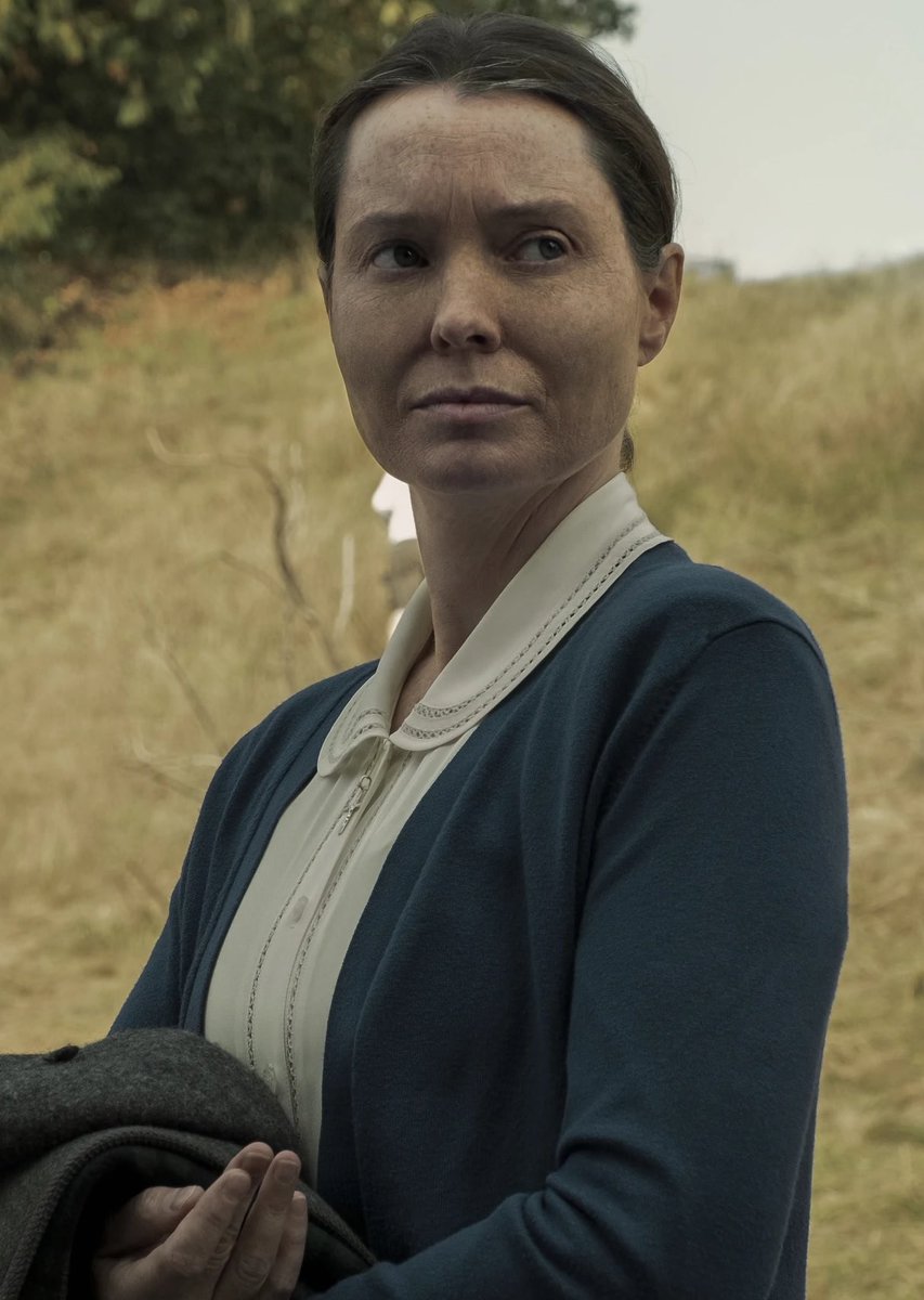 Rewatching Midnight Mass and Beverly Keene is the most evil person ever