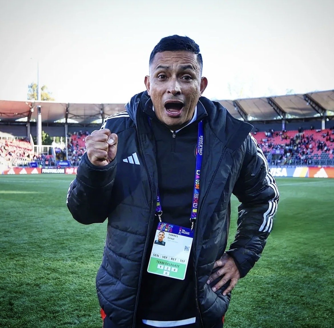 🗣️❌ César Torres, tras la eliminación de la <a href="/FCFSeleccionCol/">Selección Colombia</a> del Mundial Sub 20 Chile 2025 🇨🇱: "Nos vamos muy frustrados porque no sirven otra cosa que títulos Masticar dolor, tragarlo. Mañana saldrá el sol y buscaremos el último partido".

¿Opiniones? 
#FIFAU20WC