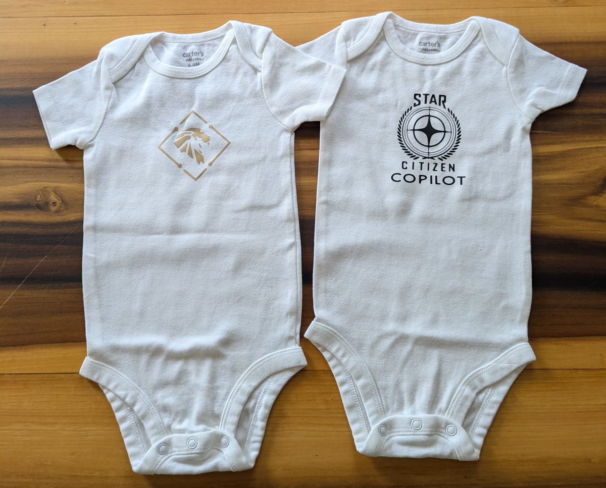 pico_sc's tweet image. I have made my share of #StarCitizen T-shirts, but now I can add onesie to the list 🥰🥰🥰
(For someone else not me 😉)

#MadeBytheCommunity
