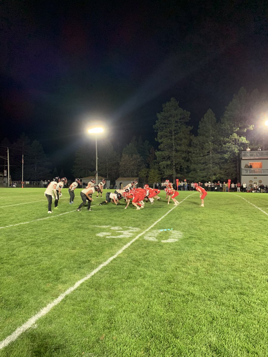 MLWRRebelsFball's tweet photo. Rebels win 56-6 over the Mesabi East Giants to go 8-0! This is the 11th time the Rebels have completed an undefeated regular season under Coach Louzek’s leadership and first since 2021! https://t.co/uhqNNLDTHp