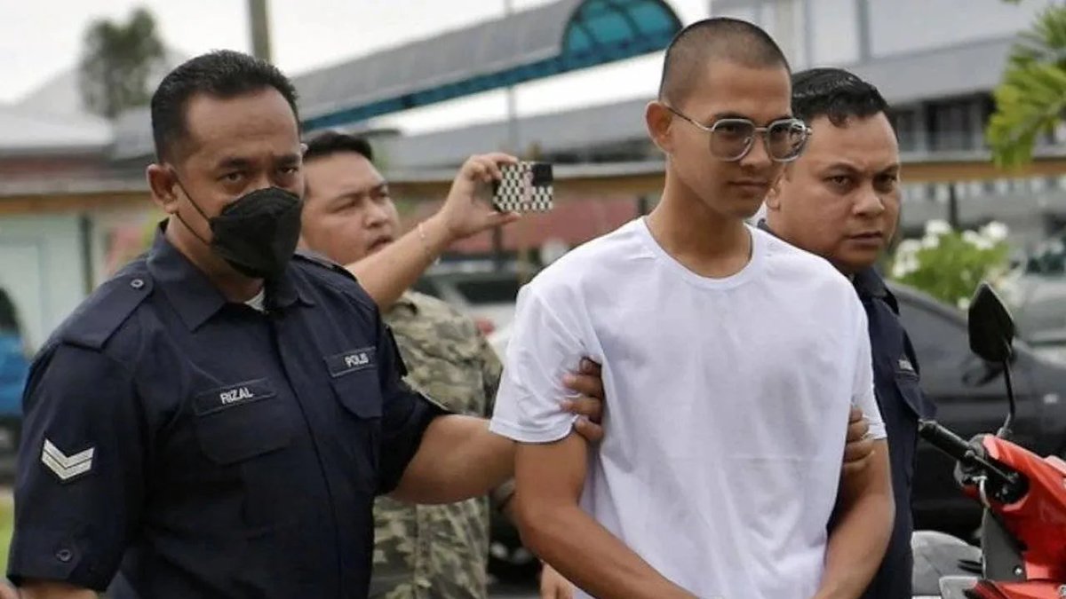 🚨TW: Murder

Fakrul Aiman Sajali has been sentenced to death by hanging for murdering and burning his pregnant girlfriend in Sabak Bernam in 2023.

The Klang High Court described the act as cruel and premeditated, noting that it also claimed the life of her 18-week-old unborn