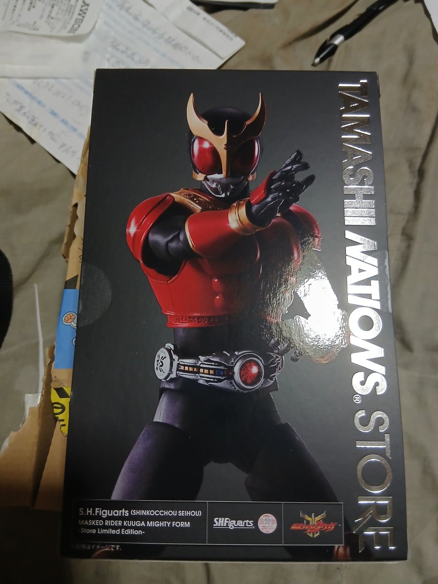 TfDpdxsR2C10921's tweet photo. 今朝届きました!
#SHフィギュアーツ
#真骨彫製法
#平成仮面ライダー
#仮面ライダークウガ25周年
#マイティフォーム
#StoreLimitedEdition https://t.co/geiXqq6MUp
