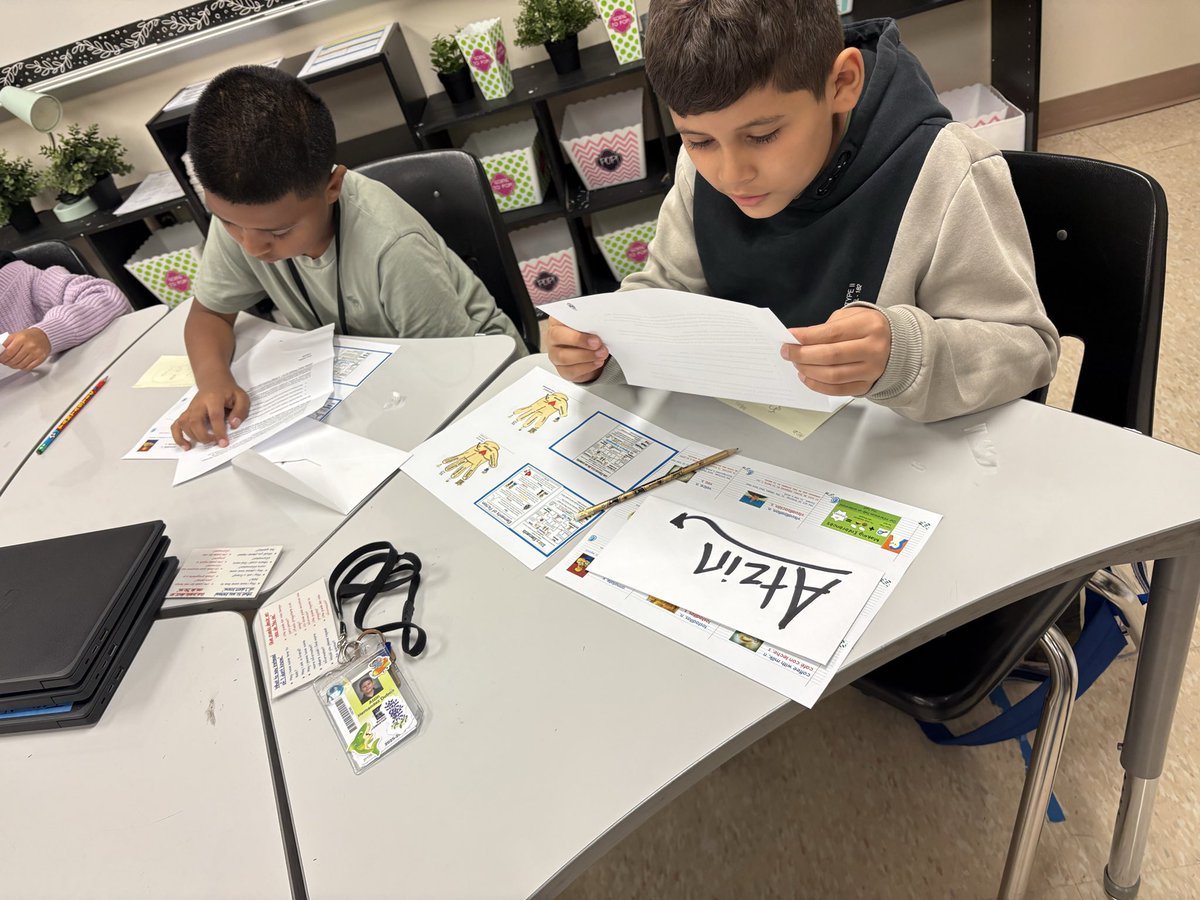 Part 2: Another envelope. Another letter. Still signed… Celeste. 💌 Their curiosity sparked instantly, just like the first class.
The magic of Contemporary Fiction continues to unfold. <a href="/MarcellaES_AISD/">Marcella Elementary</a> <a href="/EfrineRegino/">Mr. Regino</a> <a href="/AldineISD/">Aldine ISD</a> <a href="/Amplify/">Amplify</a> <a href="/eariasrobles/">Elizabeth Arias-Robles</a>