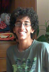 DanAlban's tweet photo. 14 years + 1 day ago, the @BarackObama admin #droned & killed 16yo Denver-born U.S. citizen Abdulrahman al-Awlaki. Never issued official apology or explanation.
Extrajudicial killing apologist @Robt_Gibbs said, "I would suggest that you should have a far more responsible father" https://t.co/svuS0zDwbA