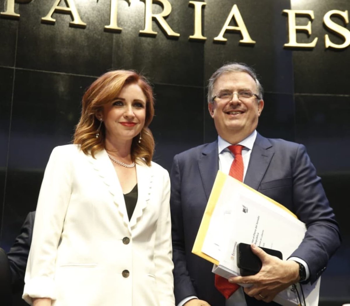 Hoy en el Senado escuchamos y analizamos los temas que impactan directamente en la economía de las familias mexicanas, en voz del Secretario de Economía, Marcelo Ebrard, en el marco de la glosa del primer informe de gobierno. 

En México aún falta mucho por hacer en materia