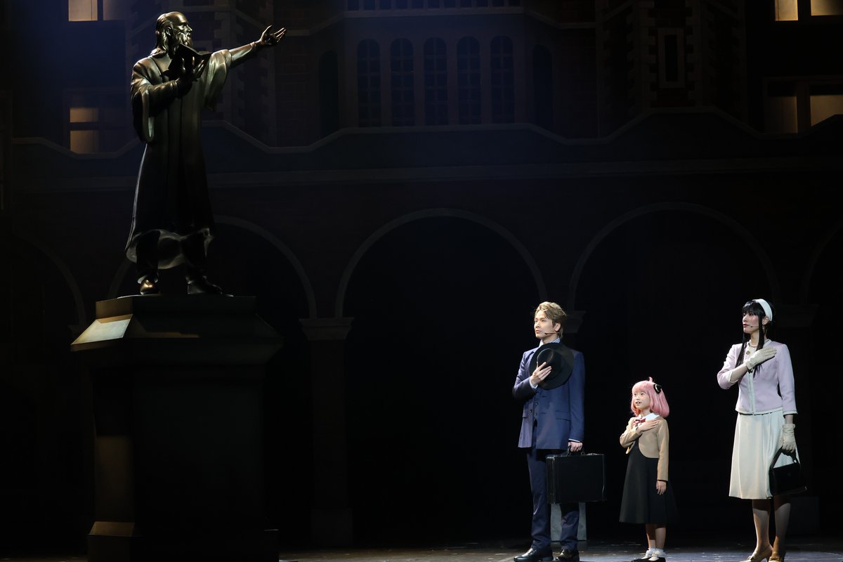 spyfamily_stage's tweet image. 🎆博多座にて絶賛上演中❗️

ミュージカル『SPY×FAMILY』

📅本日11/27(木)の公演
⏰12:30開演の部
⏰17:30開演の部

ご来場をお待ちしております✨

#ミュージカルSPY

🎟️チケット情報
hakataza.co.jp/lineup/57

📽️舞台映像版PV
youtu.be/k6sOq64opkI

tohostage.com/spy-family/#to… 

🍒山形12月公演…