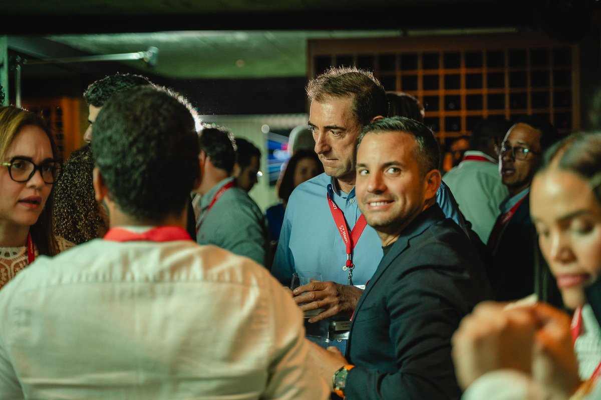 longi_solar's tweet photo. π Thank you for making our BC Tech Night Dominican Republic a success! It was an incredible evening where we shared knowledge, explored LONGiβs BC technology applied to large-scale projects, and celebrated 25 years of innovation and excellence. π
#LONGiUT #BCNight #Dominican https://t.co/b1iJKJVi8d