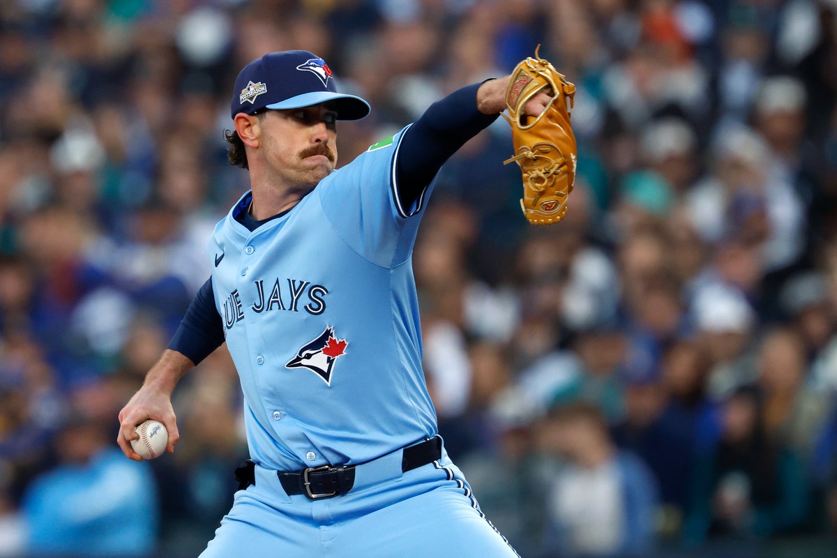 Shane Bieber after the 1st inning:

5 IP
2 H
0 ER
0 BB
7 K

The Blue Jays' deadline acquisition delivered when they needed it the most!