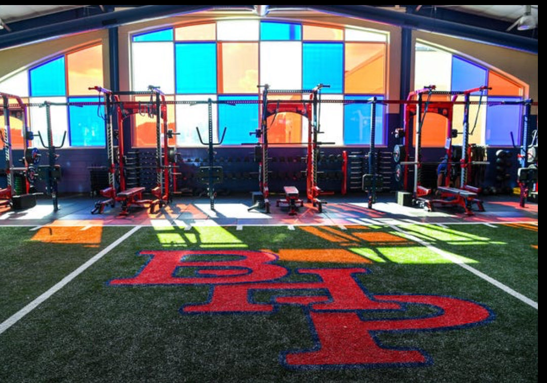 One of my  Williams Strength
favorites! BHP has a unique station set-up between the double racks. The stained glass appearance on outer wall is the kicker. Love it! Coach Blackston and Coach Smith get after it.
Presently, Bears are 7-0!
<a href="/hdabernethy/">David Abernethy 🇺🇸</a> 
<a href="/BHPBearNation/">BHP Bears!</a>