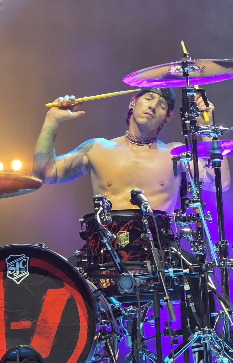 TylerOnceSaid's tweet photo. joshhhhh 💀
#breachalpharetta https://t.co/rBTm2D5Uch