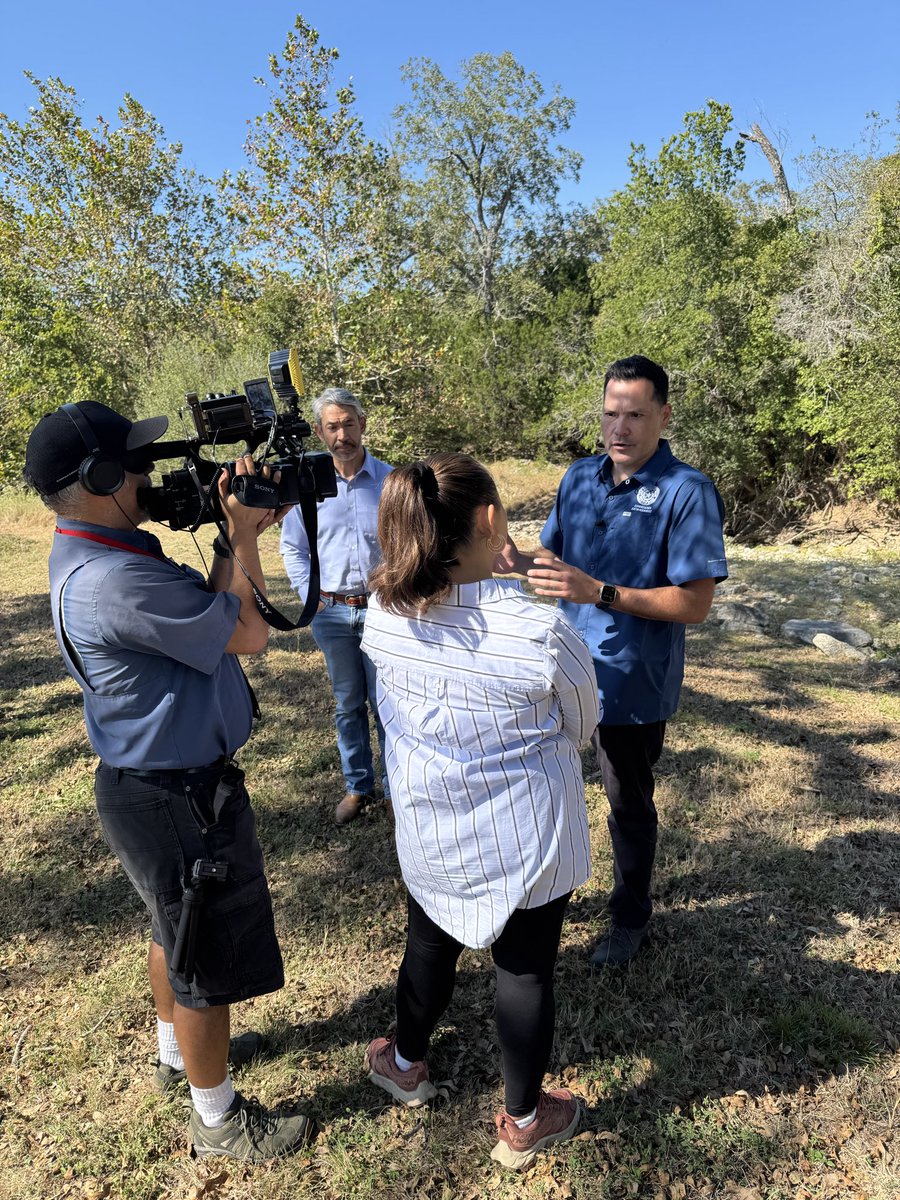 CommishJRod's tweet image. We toured the site of a proposed 3,000-home development called Guajolote Ranch that would require a new wastewater treatment plant. As your Commissioner, I’m committed to keeping our water safe &amp;amp; protected for our families and our future. 

#EdwardsAquifer #WaterProtection