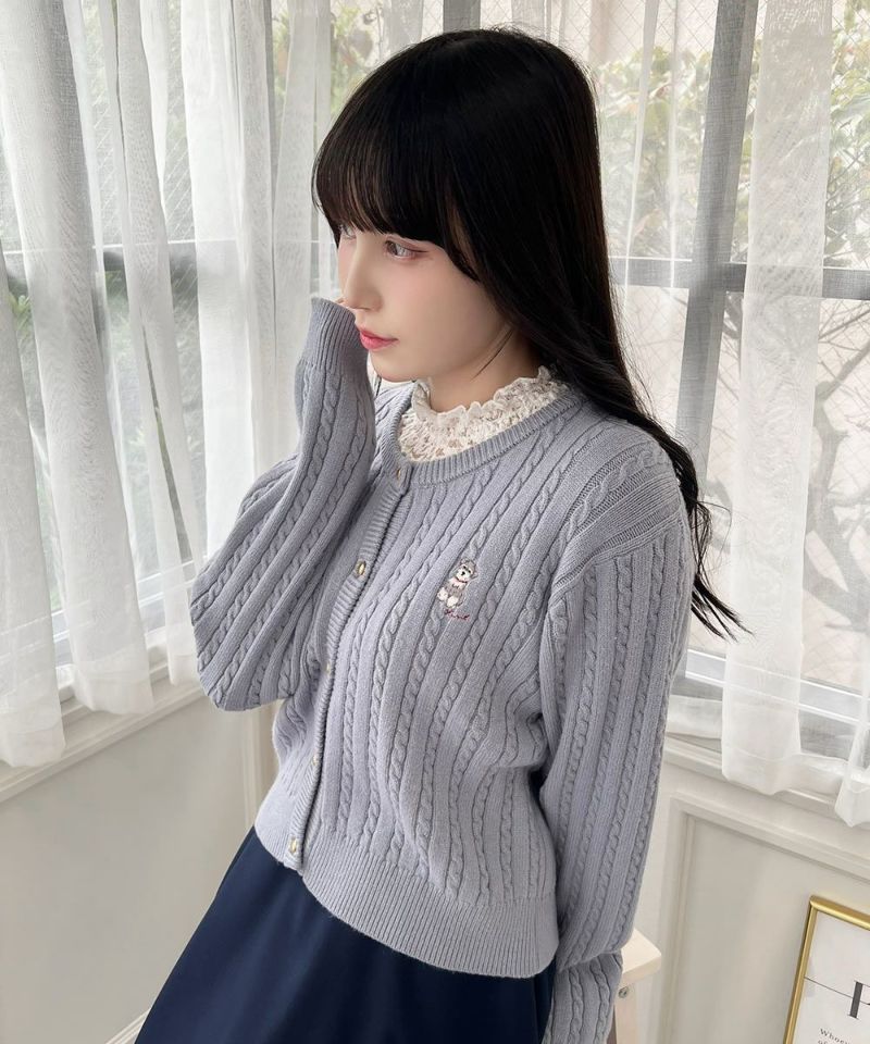 FintOFFICIAL's tweet image. ˗ˏˋ 𝐑𝐞𝐜𝐨𝐦𝐦𝐞𝐧𝐝 ˎˊ˗
☑︎シュナウザーケーブルニットカーディガン
愛らしいシュナウザーの刺繍をあしらったニットカーディガン🐩もちもちとした柔らかいニットの素材感で、着心地が良いのも嬉しいポイント♡
オンラインストア
▷fint-shop.com/c/all/55AJ04j0…