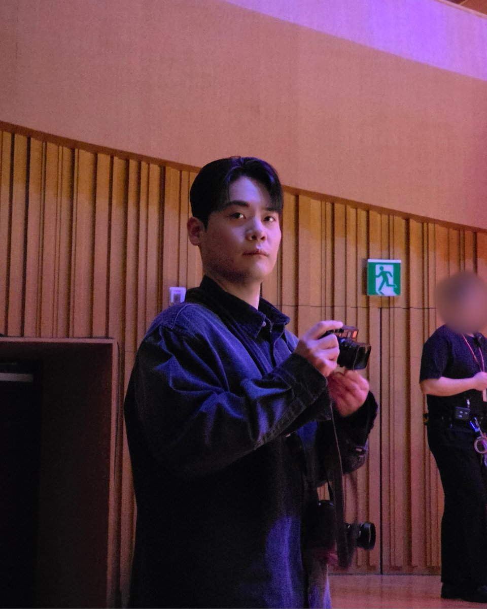 ˖♡ ⁺   ᘏ ⑅ ᘏ
˖° ⁺ (  っ• · • )╮=͟͟͞🎁

#LAPOEM #라포엠
#HAPPYCHAEHOONDAY
#유채훈 #YouChaehoon