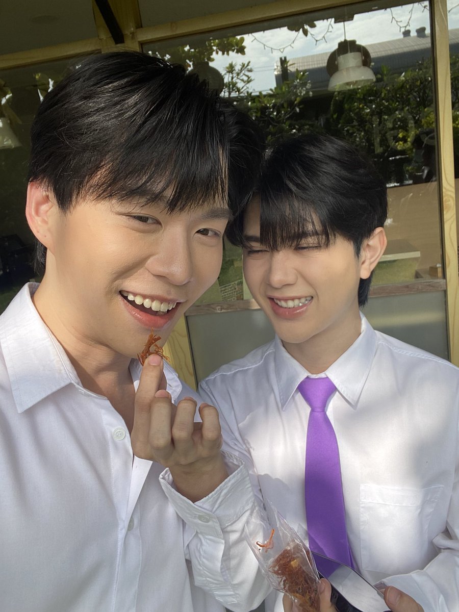 รายงานสถานการณ์เช้าวันนี้ พบมุจิ๋วป้อนมุฝอยให้มุอ้วง 🐽

4EVERU PART2 Q6
#FoureverYouP2Q6