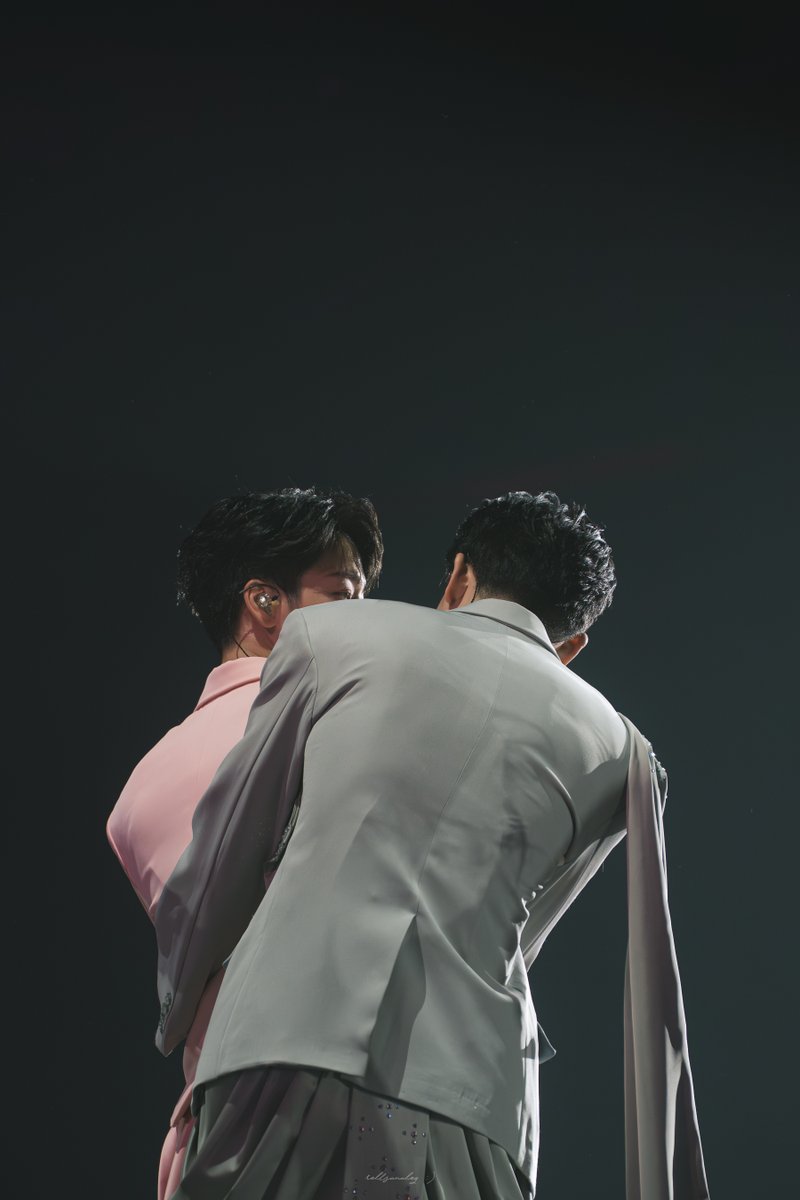 12.10.2025        ⁠  ♡

#ดอกนีออนรอรักมื้อสอง 
#yinyin_anw ; <a href="/yinyin_anw/">Yinyin</a>
#warwanarat ; <a href="/warwanarat/">ว</a>
#หยิ่นวอร์