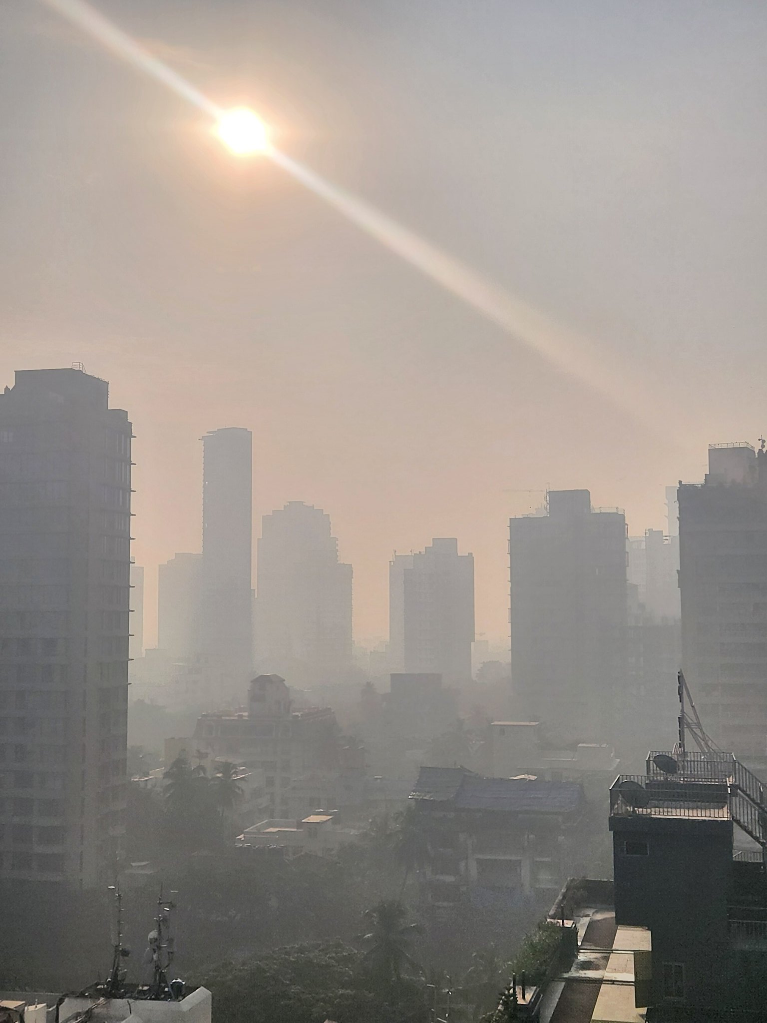Mumbai skyline covered in smog and air pollution