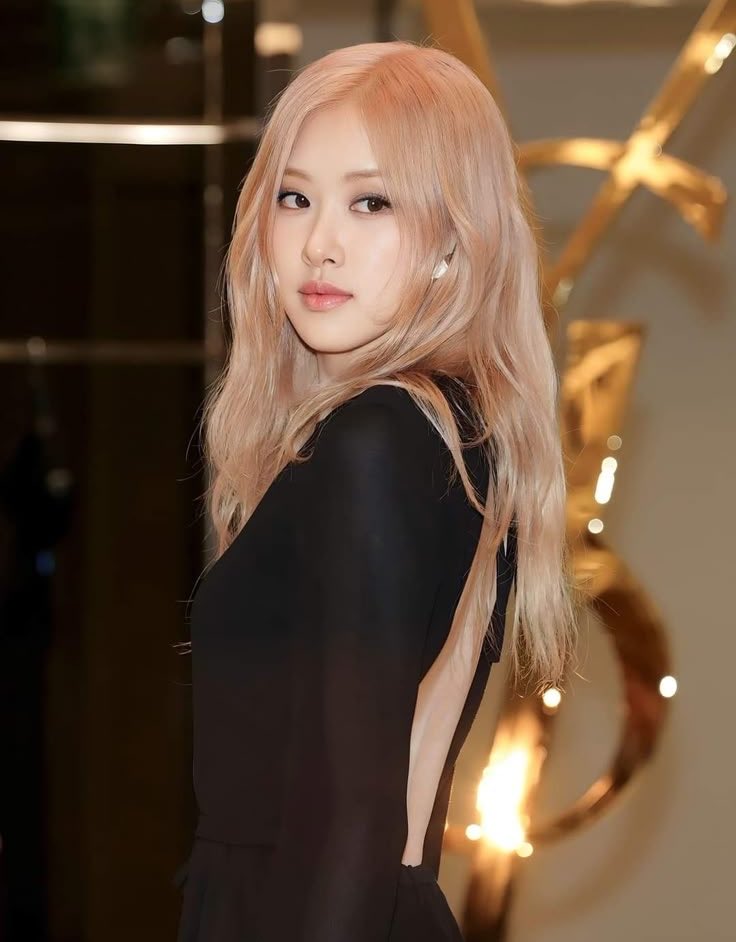 this year Gala Dinner at the 𝖡𝗅𝖾𝗇𝗁𝖾𝗂𝗆 𝖯𝖺𝗅𝖺𝖼𝖾. 🖤