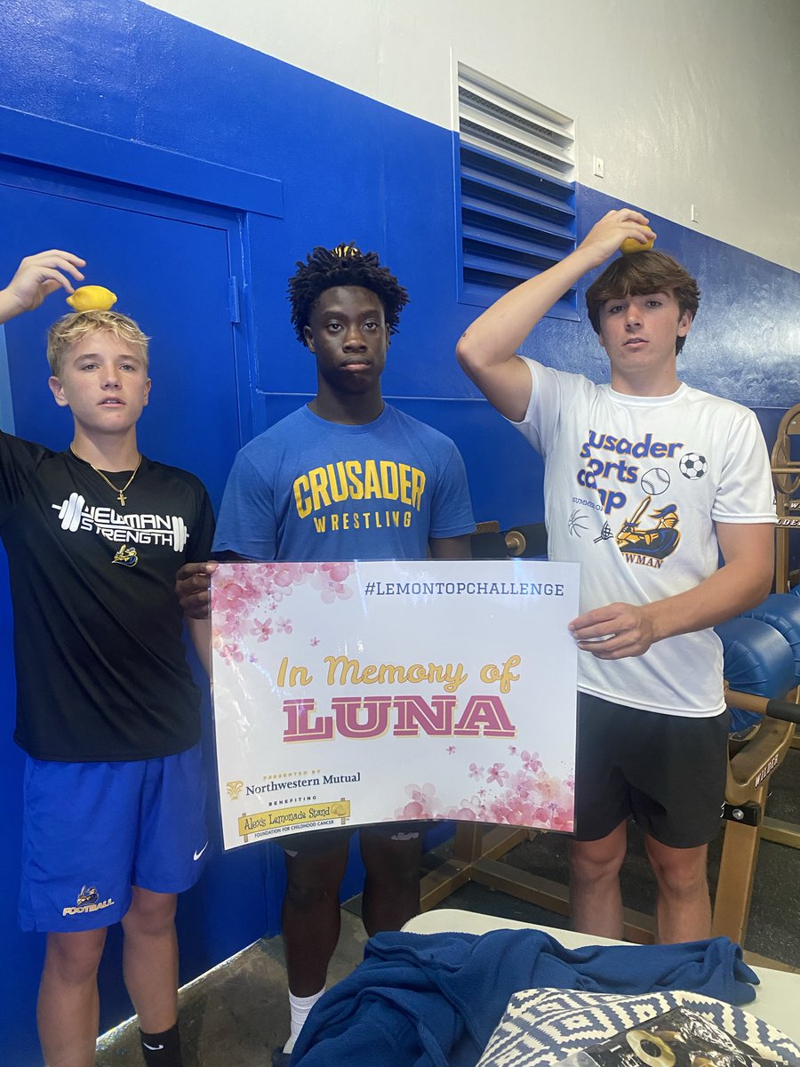 in memory of luna ❤️ <a href="/AlexsLemonade/">Alex's Lemonade Stand Foundation</a> <a href="/NM_Financial/">Northwestern Mutual</a> #LemonTopChallenge #godawgs